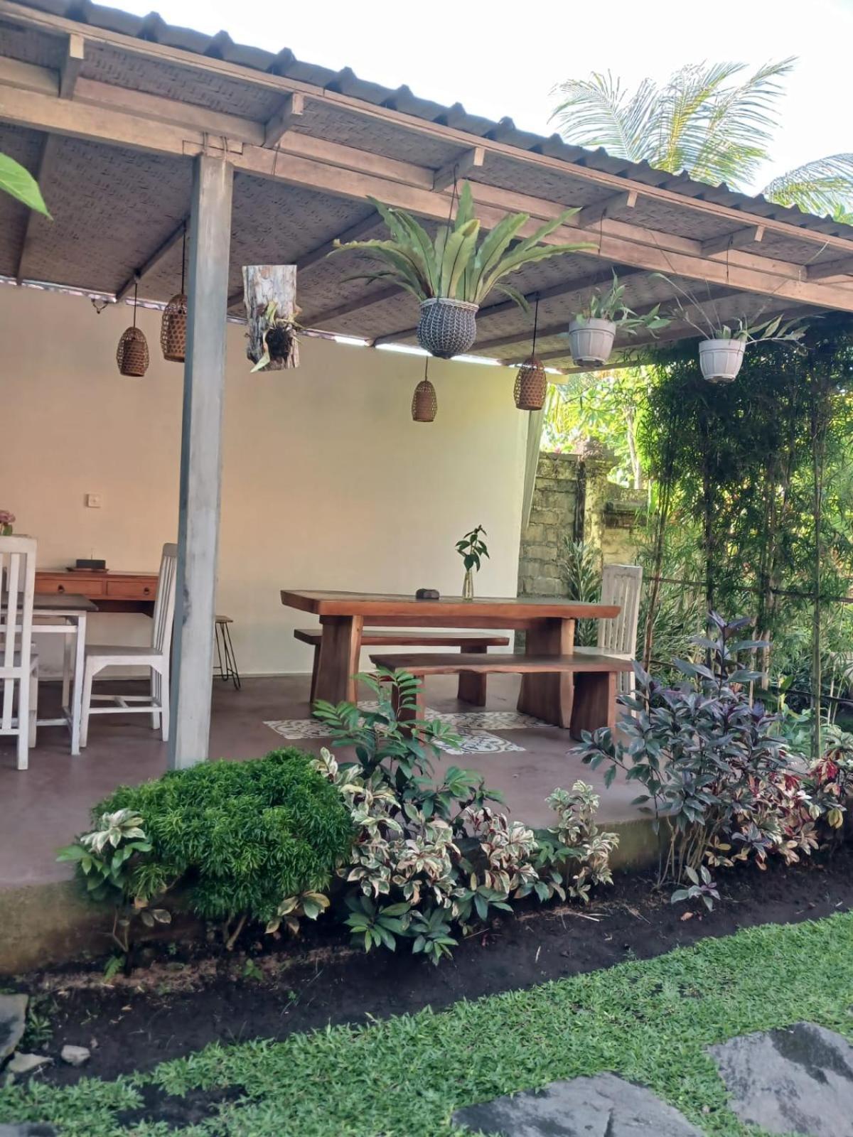 Semaya Homestay Убуд Экстерьер фото